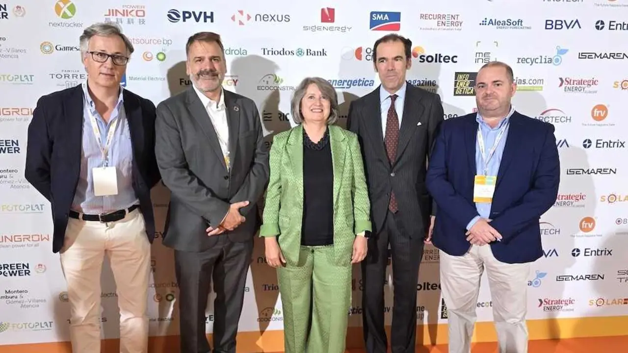La consejera de Desarrollo Sostenible, Mercedes Gómez, en el XII Foro Solar de la UNEF (Unión Española Fotovoltaica)