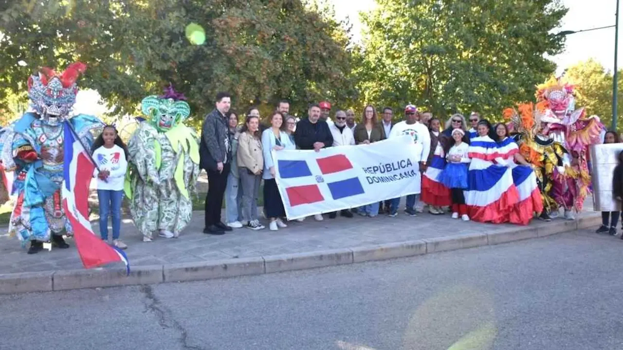 La consejera de Igualdad de Castilla-La Mancha, Sara Simón, ha participado este sábado en la IV Fiesta Intercultural de Marchamalo (Guadalajara)