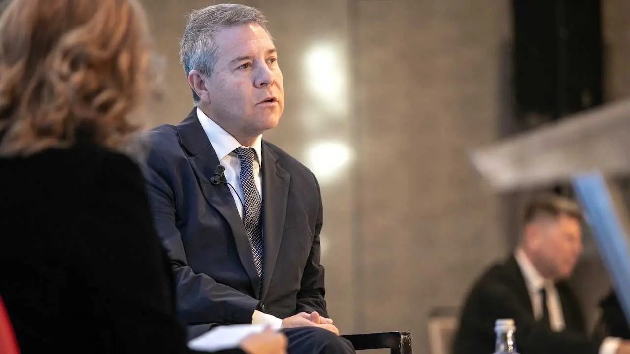 El presidente de Castilla-La Mancha, Emiliano García-Page, protagoniza, en Madrid, el Desayuno-Coloquio ´La competitividad empresarial en un contexto de cambio global´, organizado por la Asociación para el Progreso de la Dirección (APD)