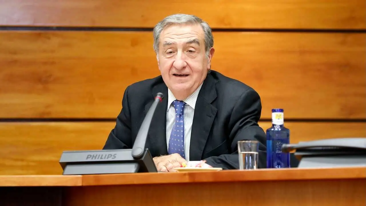 El fiscal superior de Castilla-La Mancha, Emilio Fernández, durante su comparecencia en la Comisión de Asuntos Generales de las Cortes de Castilla-La Mancha