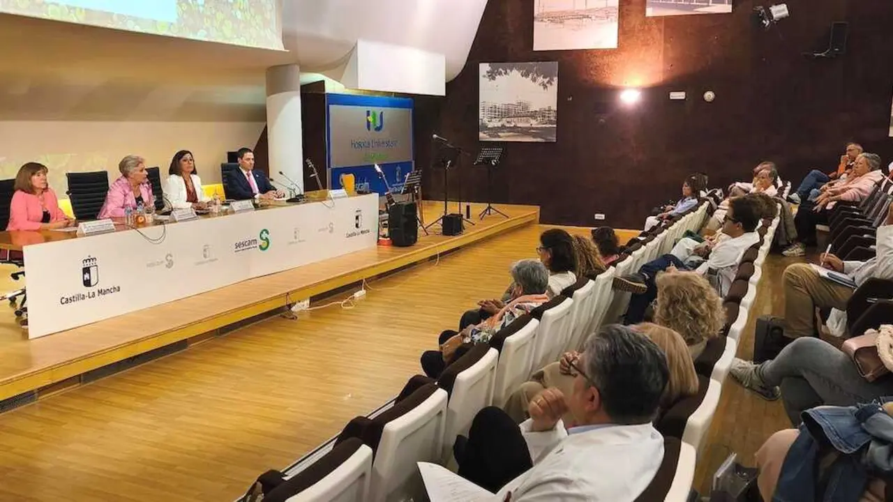 Reconocen el trabajo del Comité Multidisciplinar de Cáncer de Mama de Guadalajara