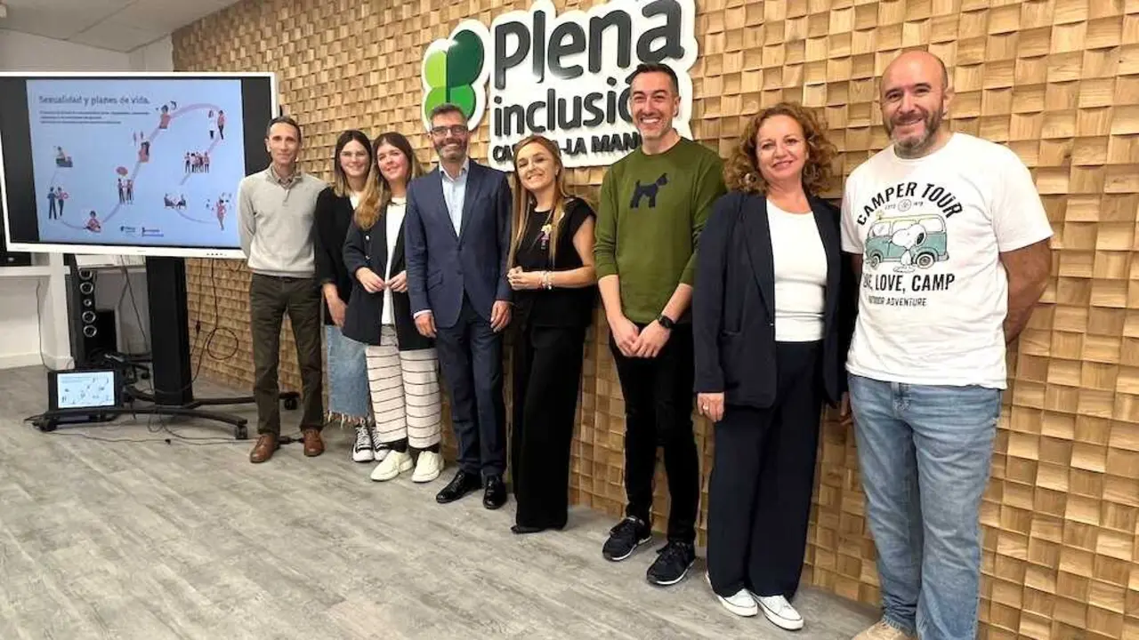 Plena Inclusión Castilla-La Mancha lanza una guía pionera en Europa sobre sexualidad para personas con discapacidad