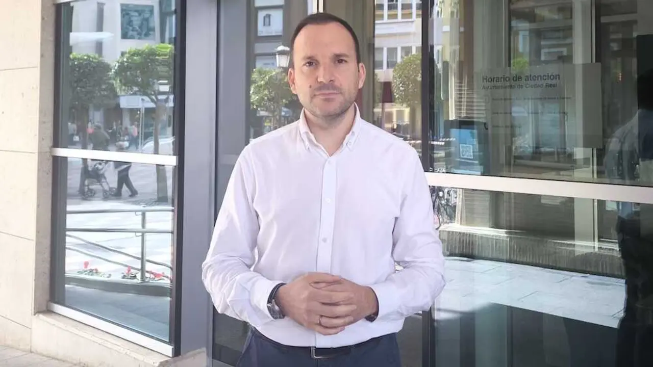 El portavoz del equipo de Gobierno del Ayuntamiento de Ciudad Real, Guillermo Arroyo