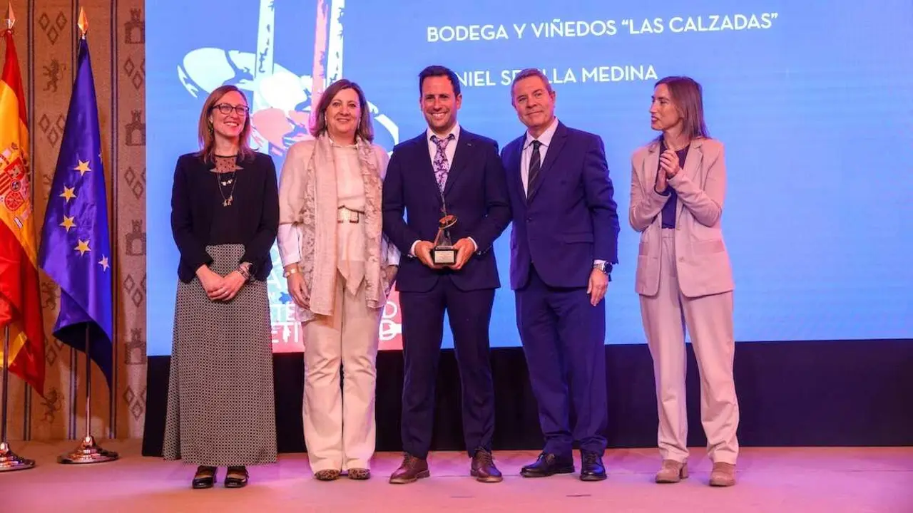El jefe del Ejecutivo autonómico, Emiliano García-Page, ha inaugurado en Toledo el I Foro Regional de Turismo y presidido la entrega de los Premios Regionales de Turismo de Castilla-La Mancha 2025