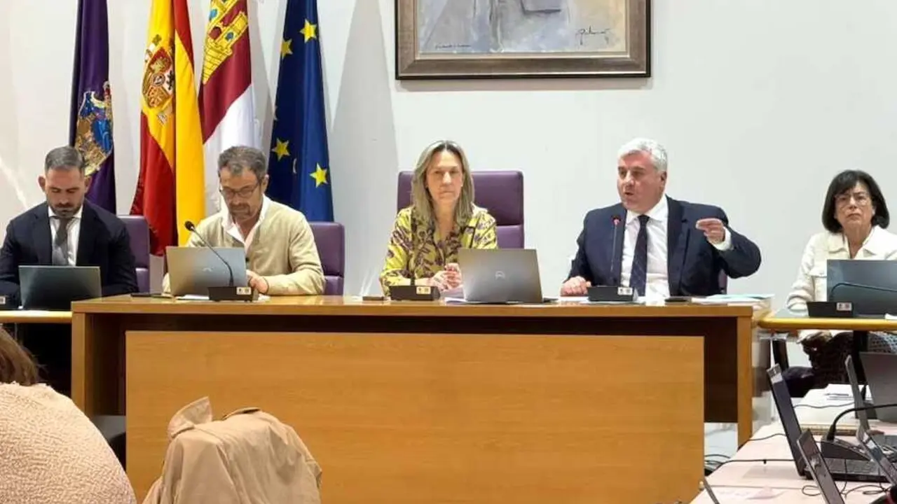 En la imagen un instante del Pleno del Ayuntamiento de Guadalajara celebrado este viernes