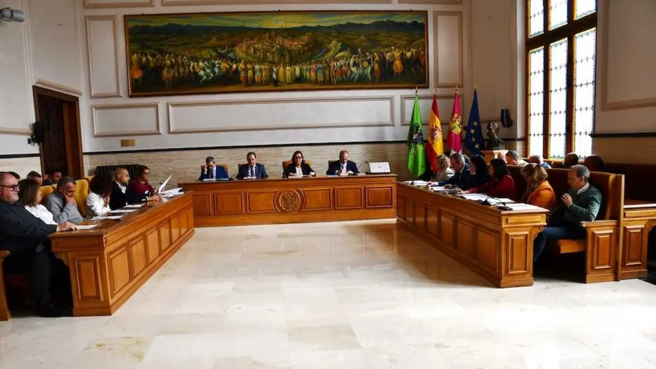 En la imagen un instante del Pleno de la Diputación de Toledo celebrado este viernes