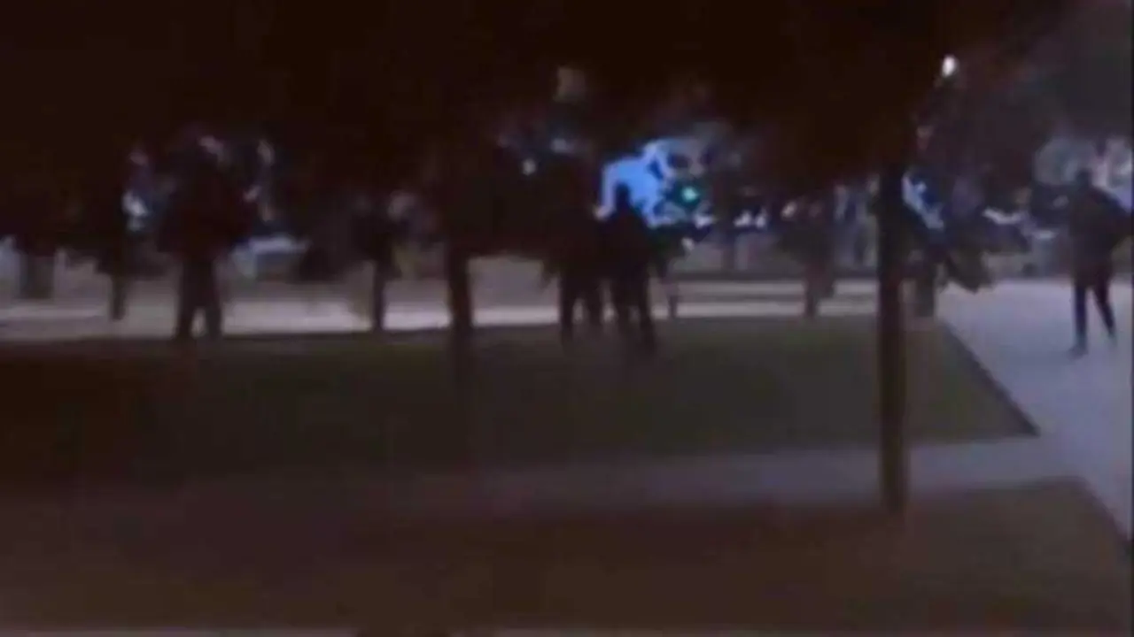 Una pelea entre una decena de personas acaba con varios heridos acuchillados