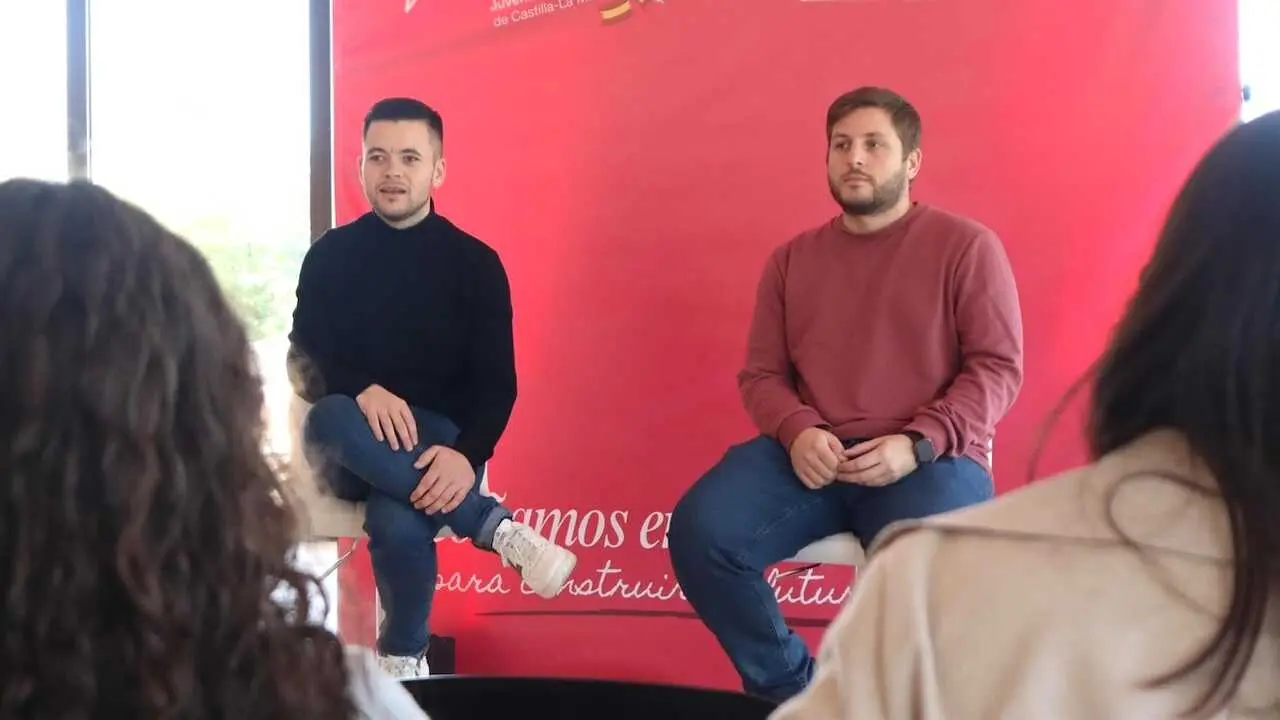 El consejero de Fomento del Gobierno de Castilla-La Mancha, Nacho Hernando, ha participado este sábado en la escuela de formación organizada por Juventudes Socialistas en Toledo
