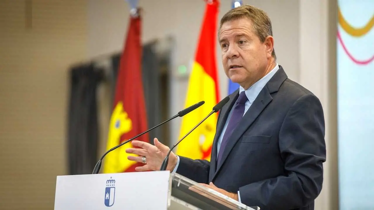 El presidente de Castilla-La Mancha, Emiliano García-Page, durante su intervención en la inauguración de la primera fase de la Casa de la Igualdad de Cuenca