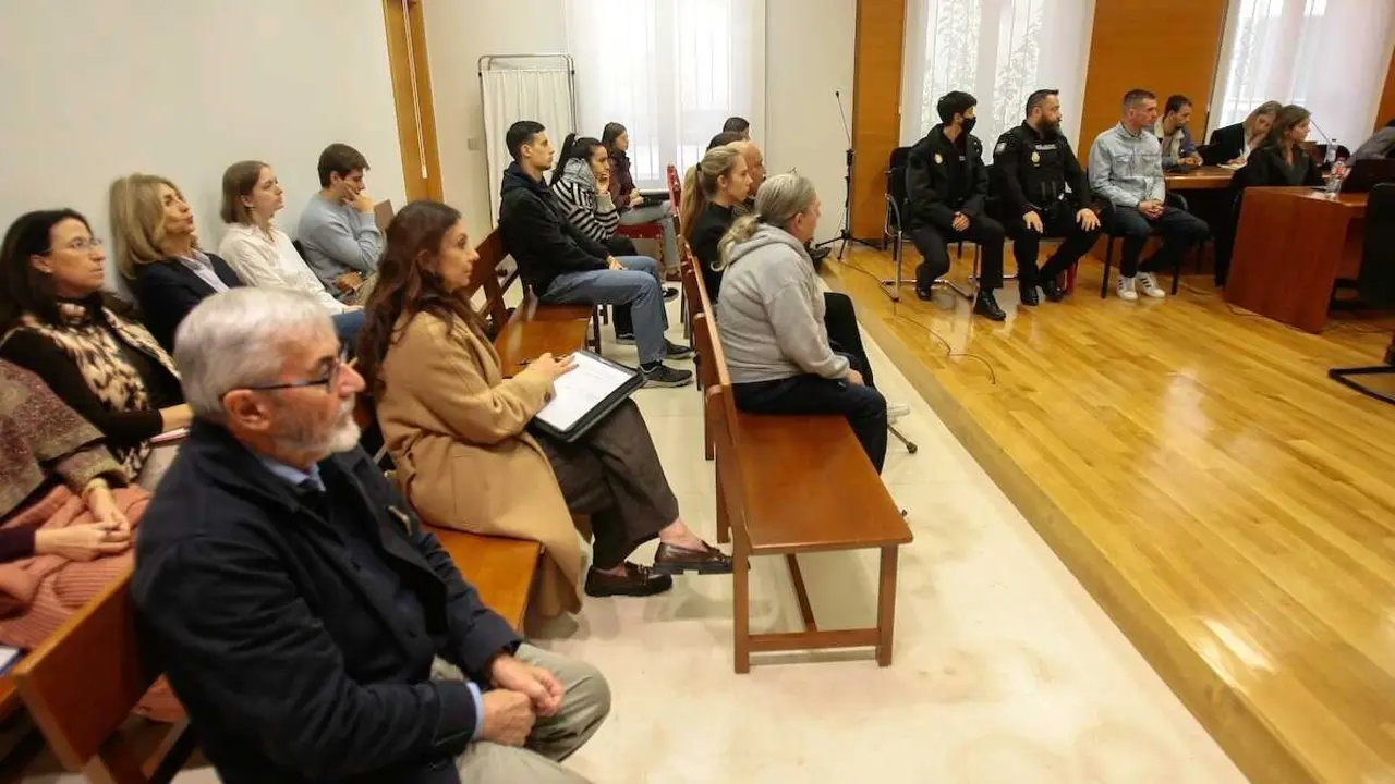 La Audiencia Provincial de Guadalajara acoge el juicio, con jurado popular, por el triple asesinato de un matrimonio y su hija en su vivienda de Chiloeches (Guadalajara) en abril de 2024 - EFE/Pepe Zamora