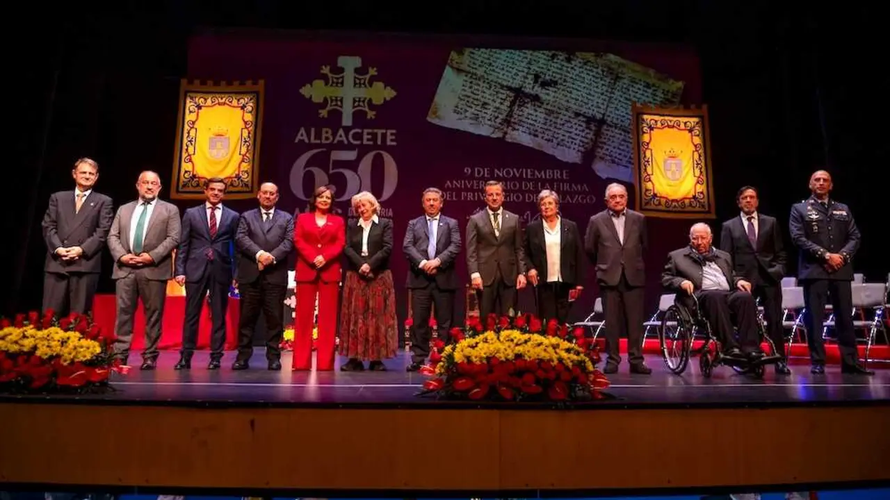 Albacete conmemora 650 años de Villazgo con Medallas de Oro a sus alcaldes democráticos