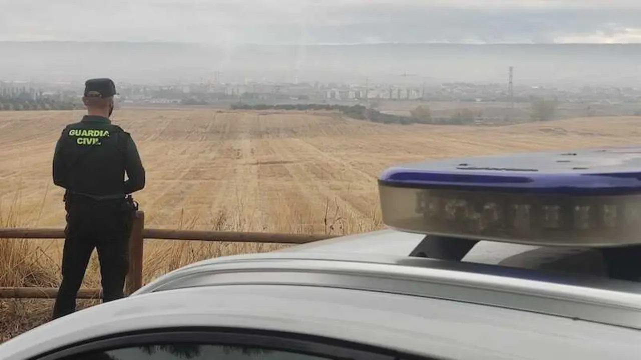 Detenido y a prisión por robar en una gasolinera de la A-2 en Azuqueca de Henares (Guadalajara), guardia civil, patrulla, paraje,