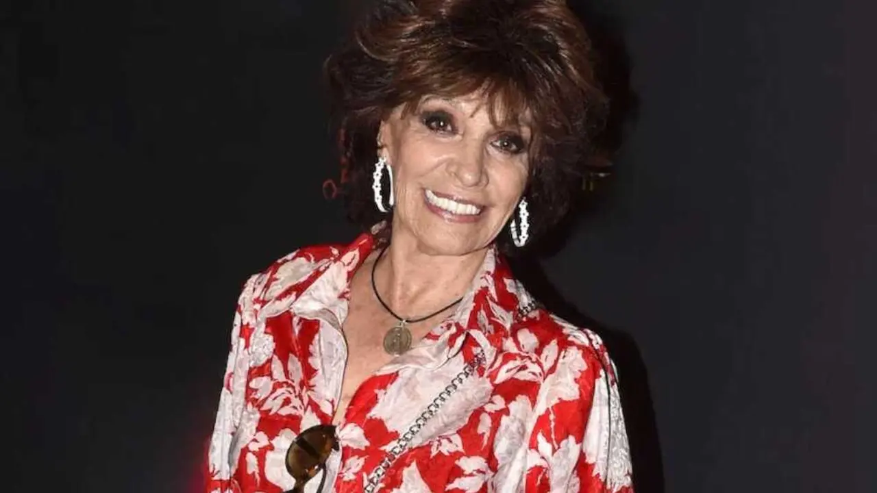 Celadores escucharon golpes y hallaron a Encarnita Polo con el asesino aún sobre ella