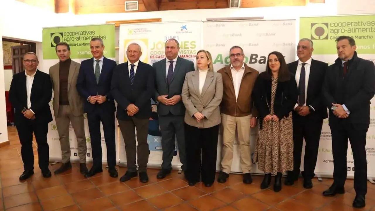 El consejero de Agricultura, Ganadería y Desarrollo Rural, Julián Martínez Lizán, en la inauguración del IX Campus Jóvenes Cooperativistas, que organiza Cooperativas Agroalimentarias de Castilla-La Mancha en Toledo
