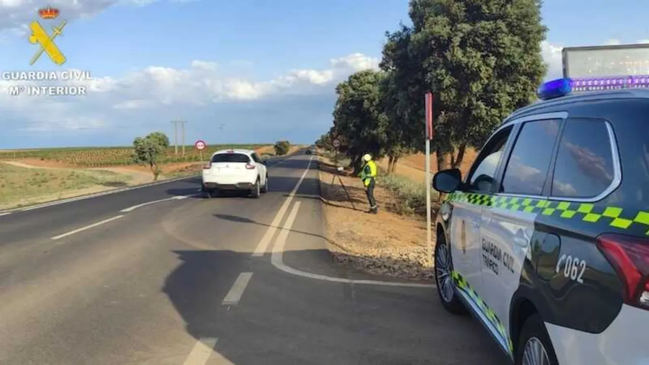 Investigado un conductor por circular a 191 km/hora, más del doble permitido