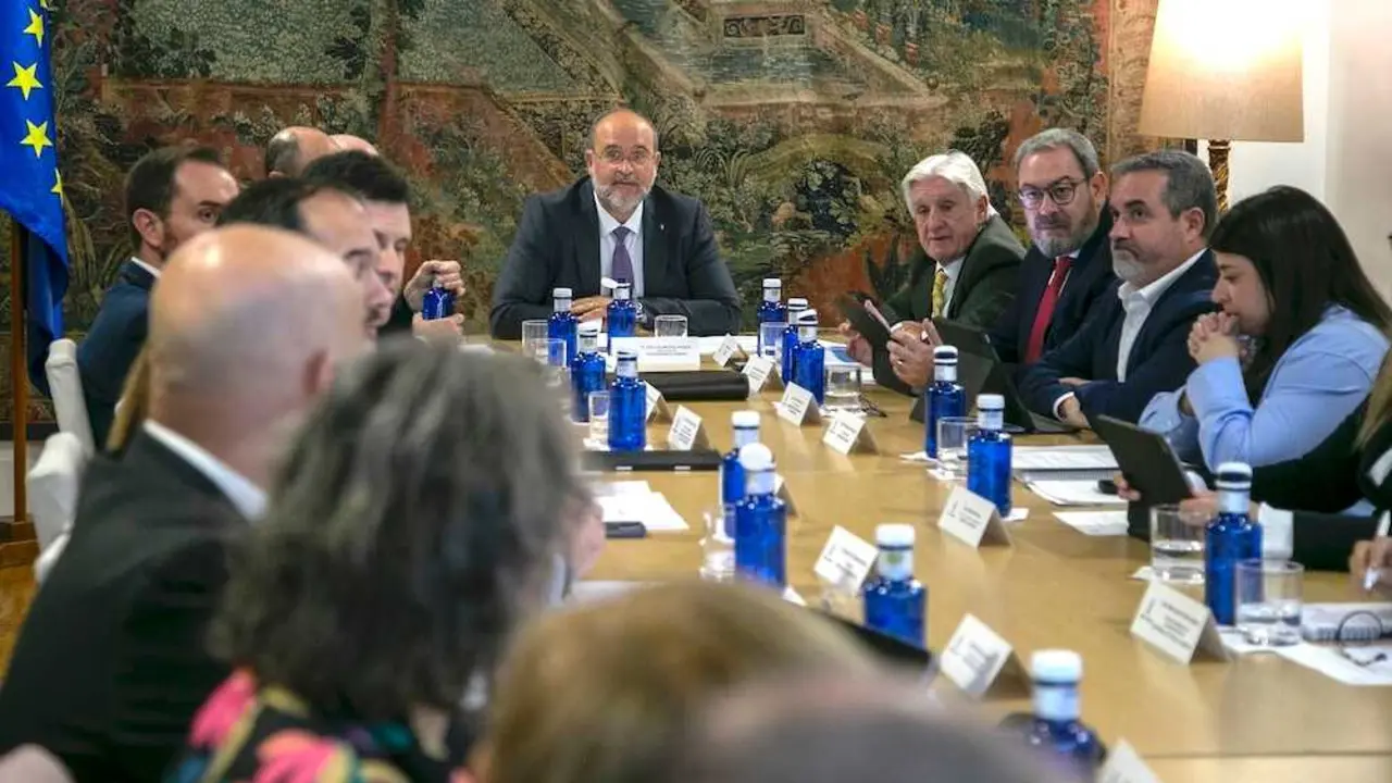 El vicepresidente primero de Castilla-La Mancha, José Luis Martínez Guijarro, ha presidido el Consejo Regional Desarrollo Rural y Despoblación, en el Palacio de Fuensalida de Toledo