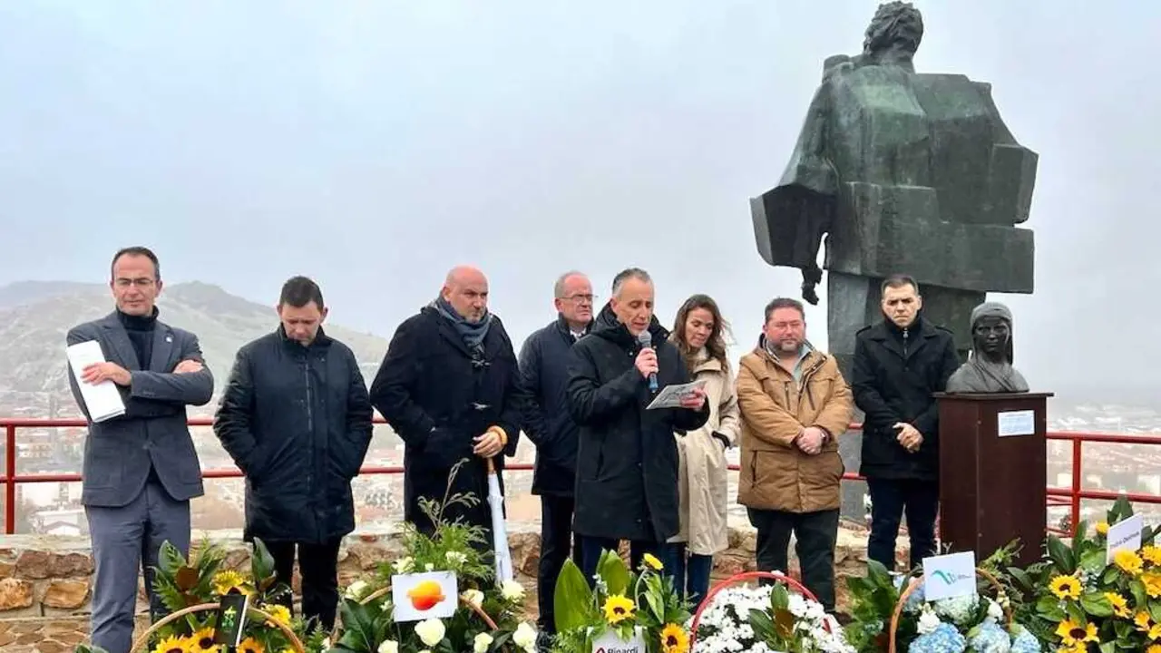 Puertollano honra a sus mineros y anuncia un mirador que renovará el skyline local