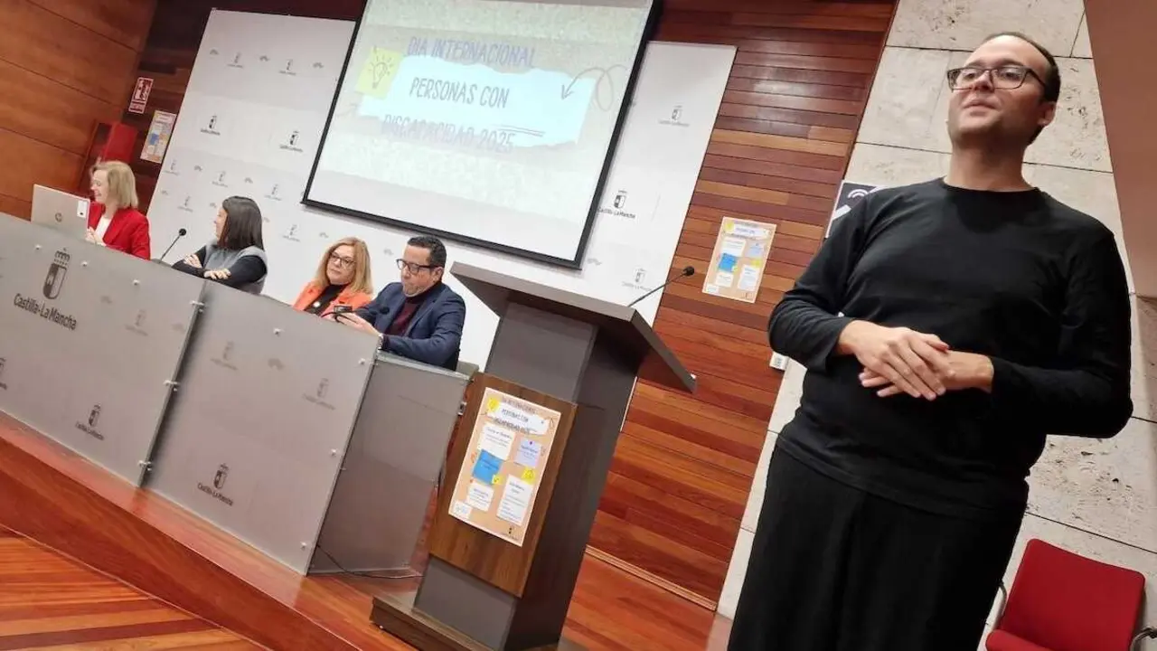 La consejera de Bienestar Social, Bárbara García Torijano, ha participado en la jornada ‘Creación de alianzas estratégicas multisectoriales para una sociedad inclusiva de las personas con discapacidad"
