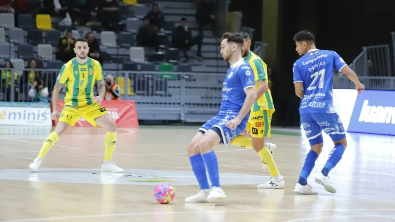 Jaén se impone con autoridad y elimina al Manzanares de la Copa del Rey (8-3)