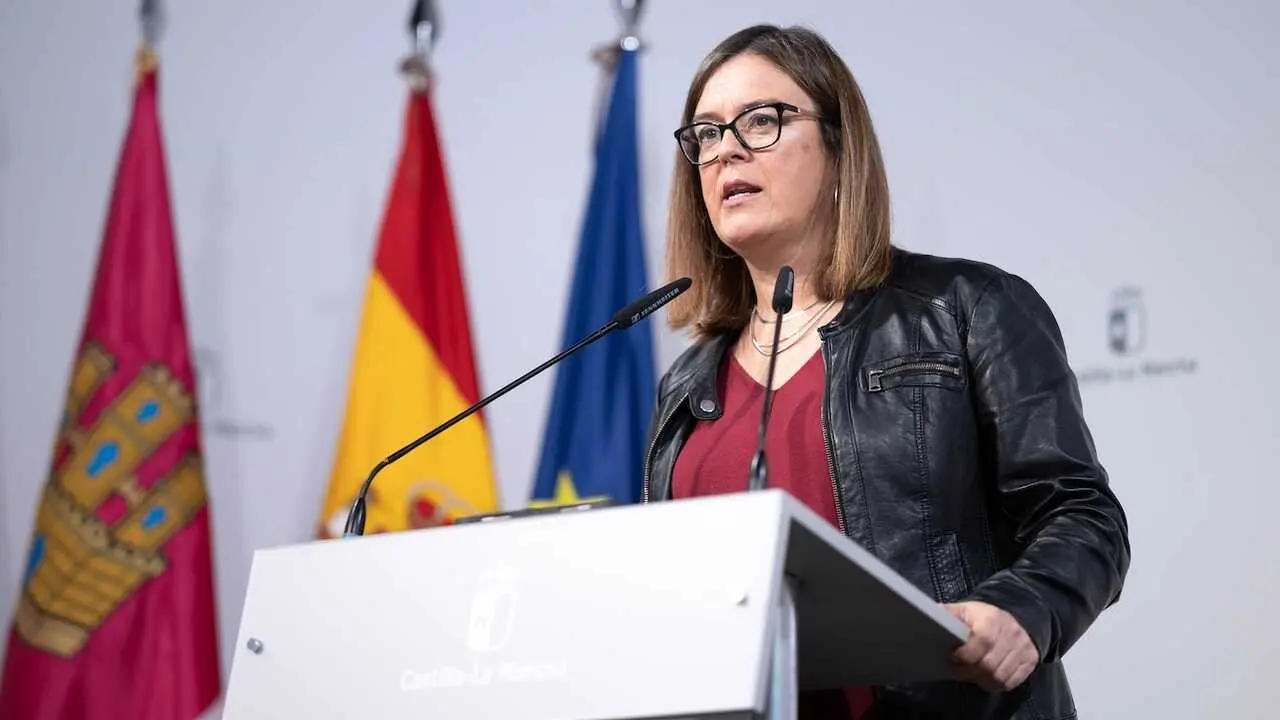 La consejera portavoz del Gobierno de Castilla-La Mancha, Esther Padilla, ha informado en rueda de prensa de los asuntos del Consejo de Gobierno