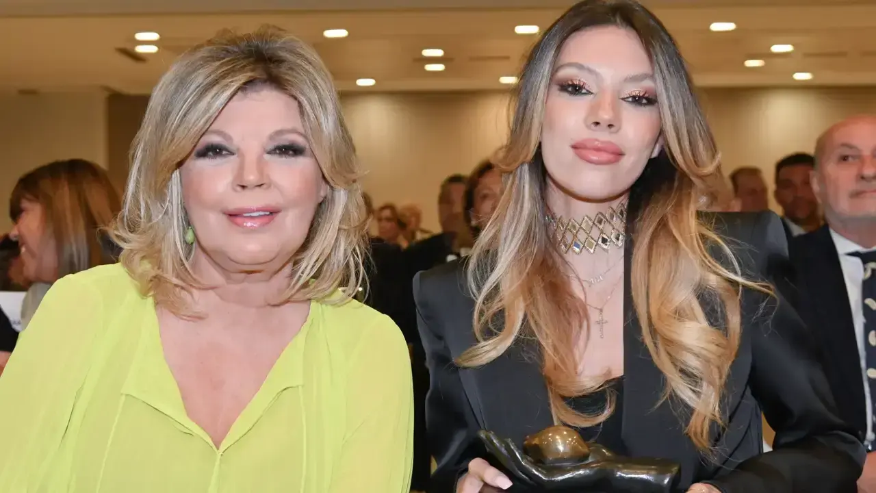 En la imagen de archivo Terelu Campos junto a su hija Alejandra Rubio