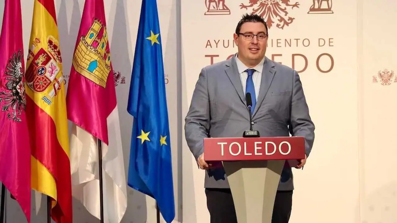 El concejal de Festejos del Ayuntamiento de Toledo, Jos&eacute; Vicente Garc&iacute;a-Toledano, ha informado sobre la Cabalgata de Reyes Magos