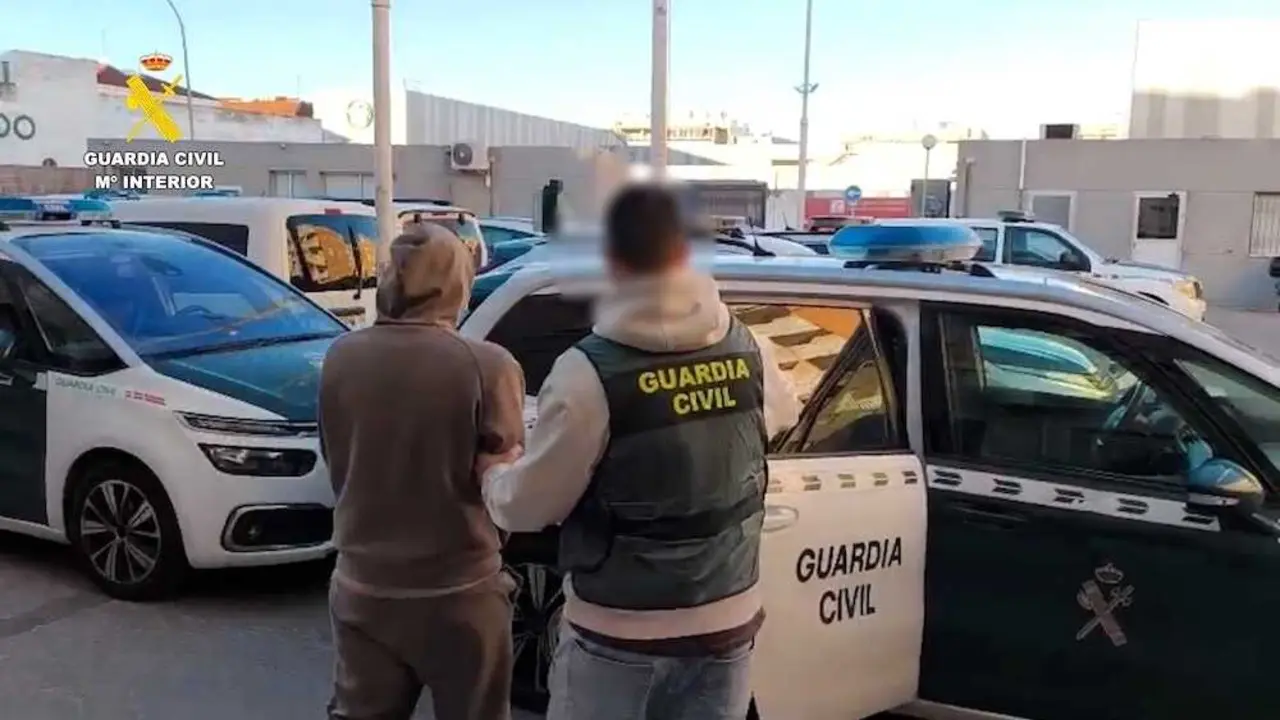 Desmantelan un entramado criminal que estaf&oacute; 200.000 euros con 200 v&iacute;ctimas