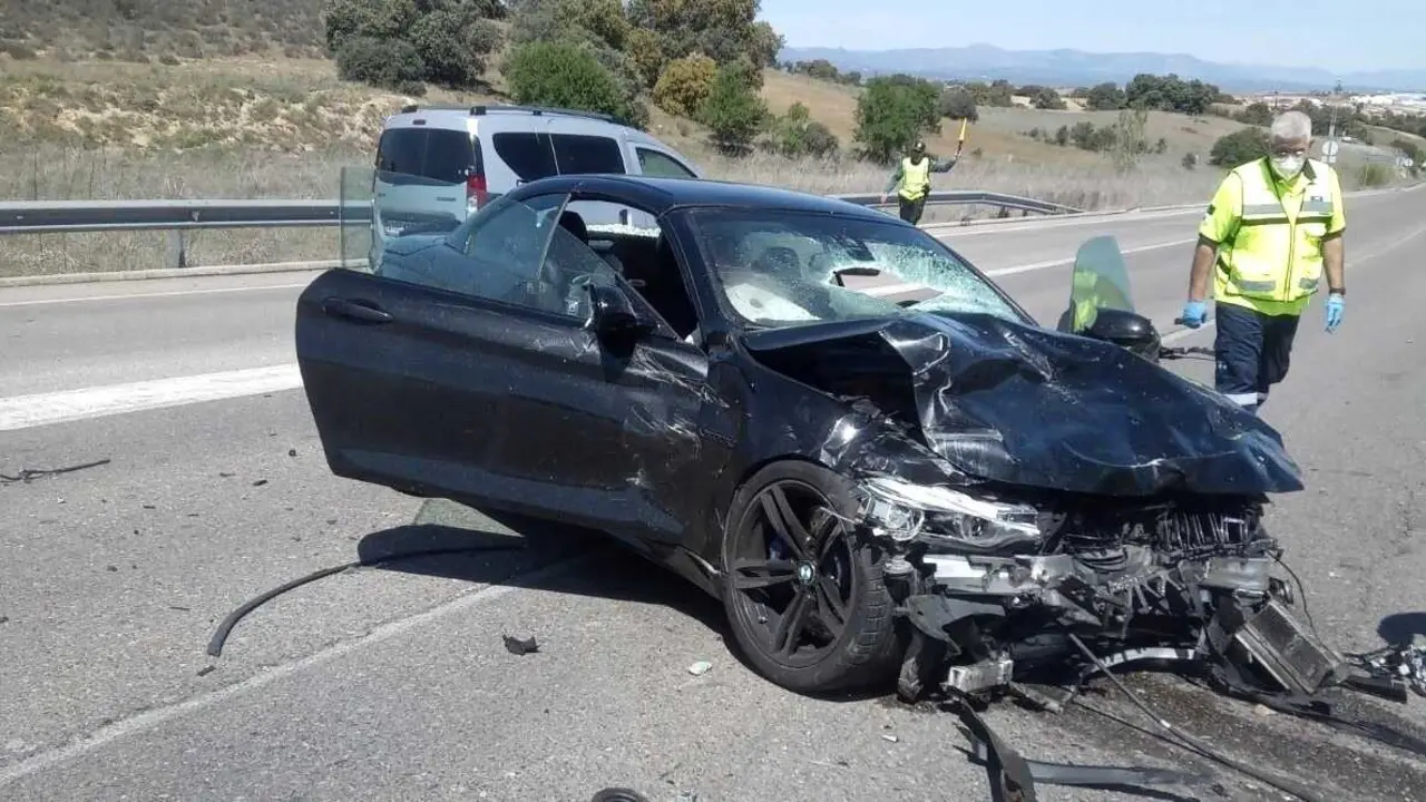 Dos muertos y tres heridos en una colisi&oacute;n frontal de dos turismos en Toledo, accidente de tr&aacute;fico, choque, salida de v&iacute;a,&nbsp;