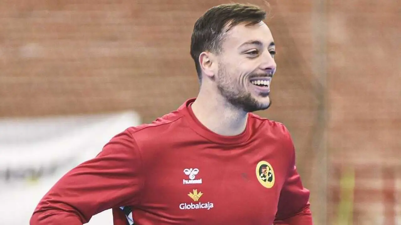 Carlos Gonz&aacute;lez causa baja en el Rebi Cuenca en plena crisis institucional del club