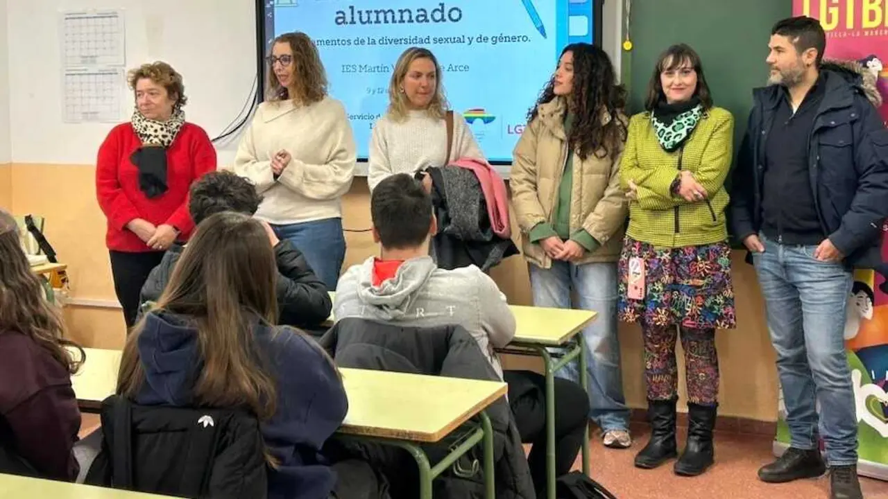 La Junta acerca la educaci&oacute;n en diversidad LGTBI a estudiantes y profesionales