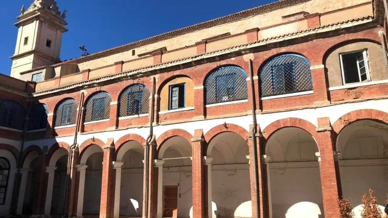 El mundo de la Cultura demanda un debate "serio" sobre el futuro del Fuerte de San Francisco