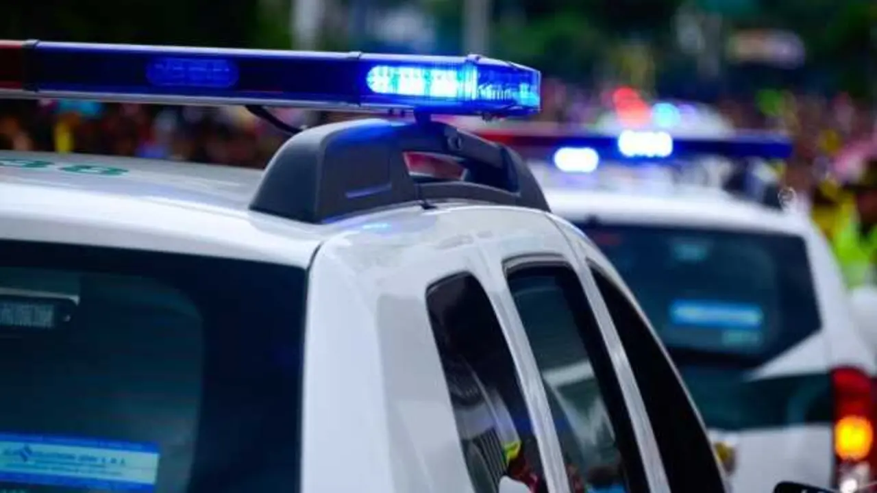 polic&iacute;a, patrulla, reyerta, asesinato, crimen, cad&aacute;ver,