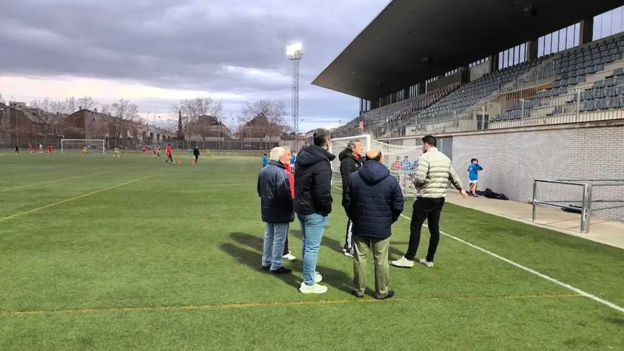 Ciudad Real renueva el c&eacute;sped de la Ciudad Sur y del Polideportivo Rey Juan Carlos