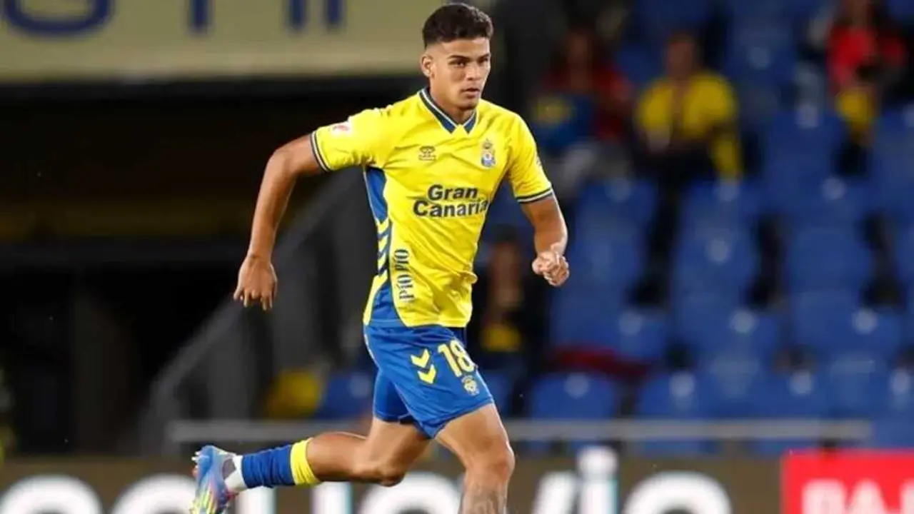 Edward Cede&ntilde;o, nuevo mediocentro cedido al Albacete Balompi&eacute; hasta junio de 2026