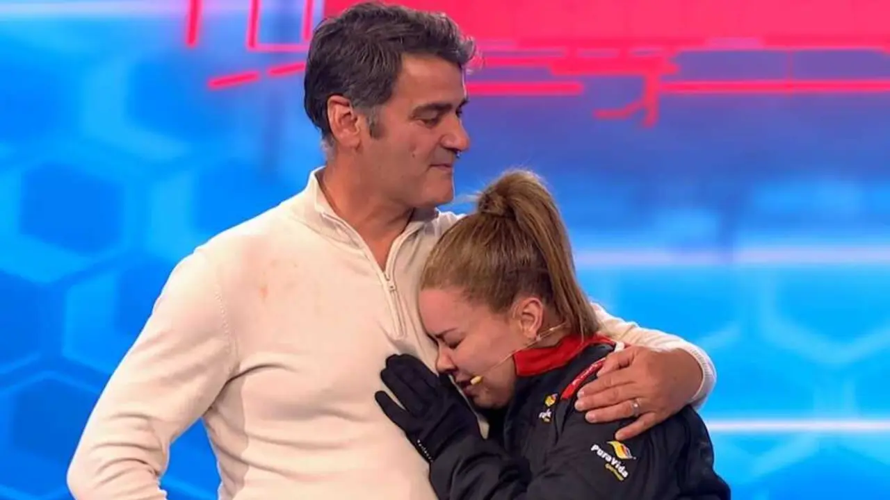 En la imagen Jesul&iacute;n de Ubrique junto a Mar&iacute;a Jos&eacute; Campanario en el programa 'El desaf&iacute;o' de Antena 3