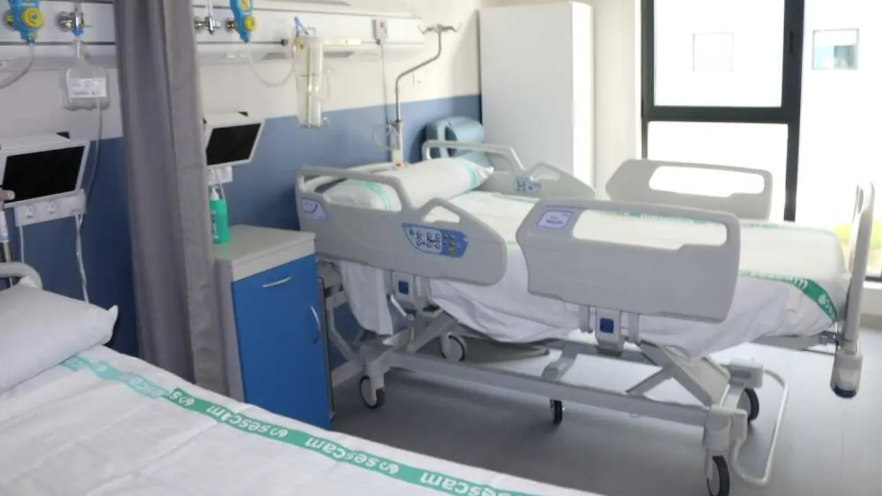 camas hospitalarias, Sescam, hospital, habitaci&oacute;n de hospital,