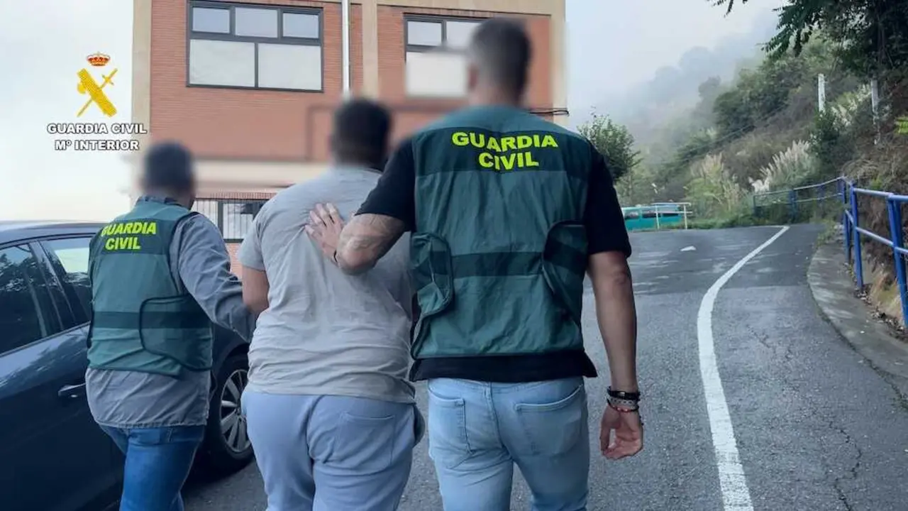 Desarticulada una red criminal que estaf&oacute; con mascotas y explot&oacute; a un octogenario