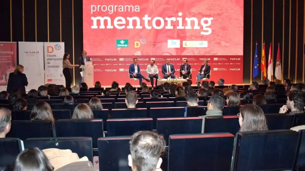 Lanzan el primer Programa 'Mentoring UCLM' para impulsar el talento cient&iacute;fico