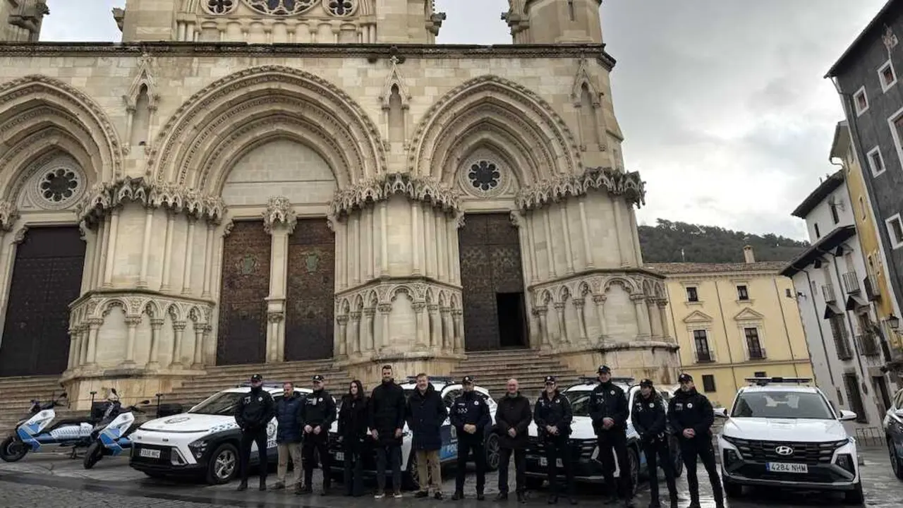 La Polic&iacute;a Local y Agentes de Movilidad de Cuenca estrenan nuevos veh&iacute;culos