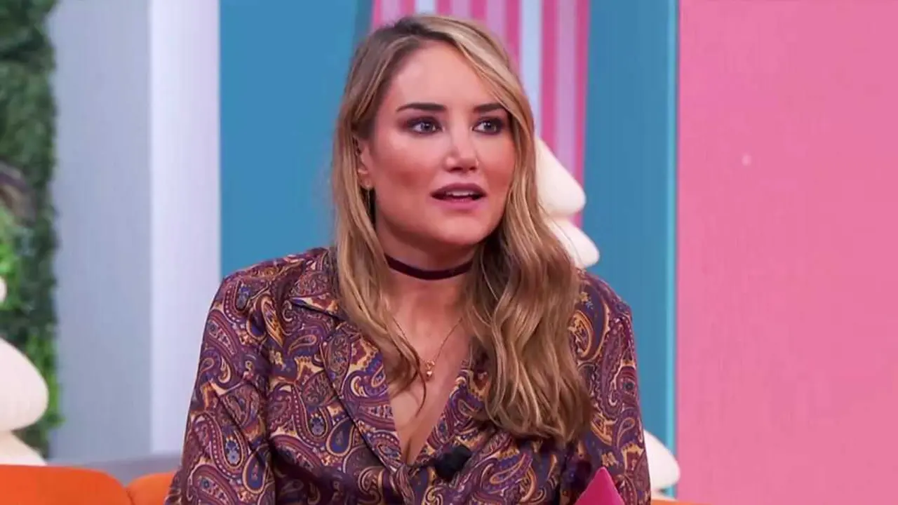 Alba Carrillo impacta con la "barbaridad" y verdad que suelta desde 'D Coraz&oacute;n'