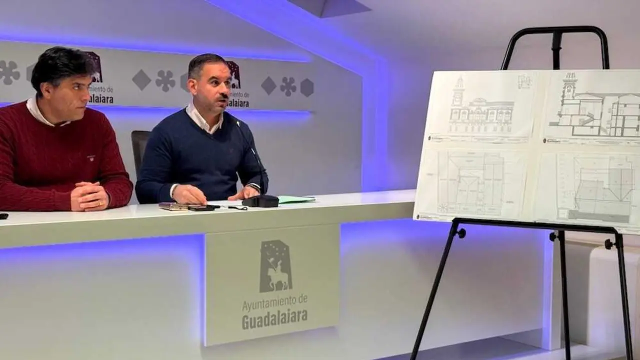 Guadalajara rehabilitar&aacute; la cubierta del Ayuntamiento para proteger el edificio