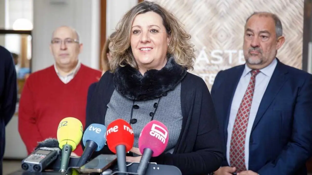 La consejera de Econom&iacute;a, Empresas y Empleo, Patricia Franco, asiste a la segunda edici&oacute;n de la jornada del M&aacute;ster de Formaci&oacute;n Permanente en Artesan&iacute;a y Dise&ntilde;o Contempor&aacute;neo