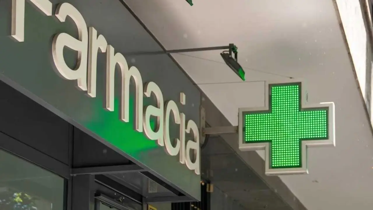 Dos farmacias de Guadalajara sufren robos con arma blanca en pleno mediod&iacute;a, farmacia
