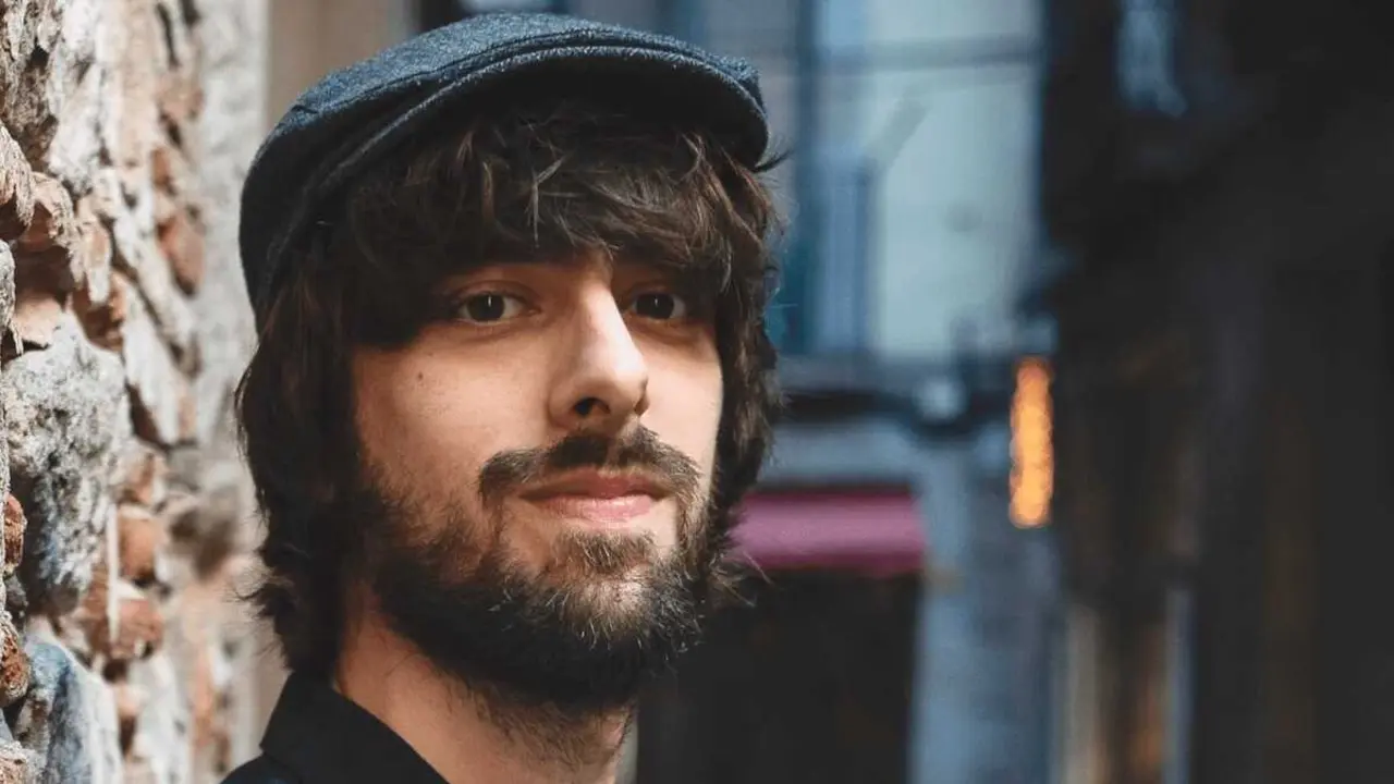 David Ucl&eacute;s trae a CLM su 'Ciudad de las luces muertas', ganadora del Nadal