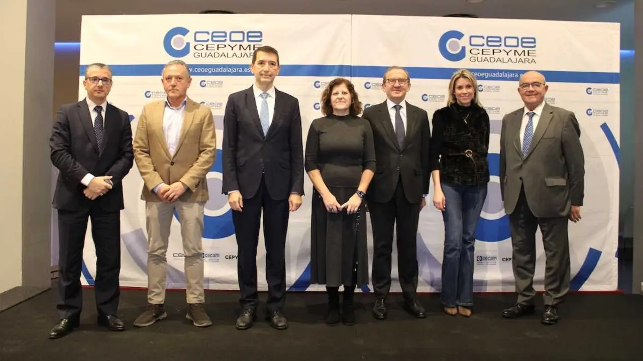 El responsable de An&aacute;lisis Econ&oacute;mico de BBVA y catedr&aacute;tico de la Universidad de Valencia, Rafael Dom&eacute;nech, ha participado este jueves en el desayuno empresarial organizado por CEOE-Cepyme Guadalajara