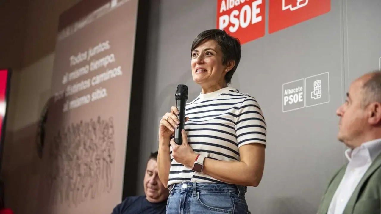 La ministra de Vivienda y Agenda Urbana, Isabel Rodr&iacute;guez, interviene durante el acto p&uacute;blico '+ Vivienda + Futuro', en Albacete - EP/V&iacute;ctor Fern&aacute;ndez