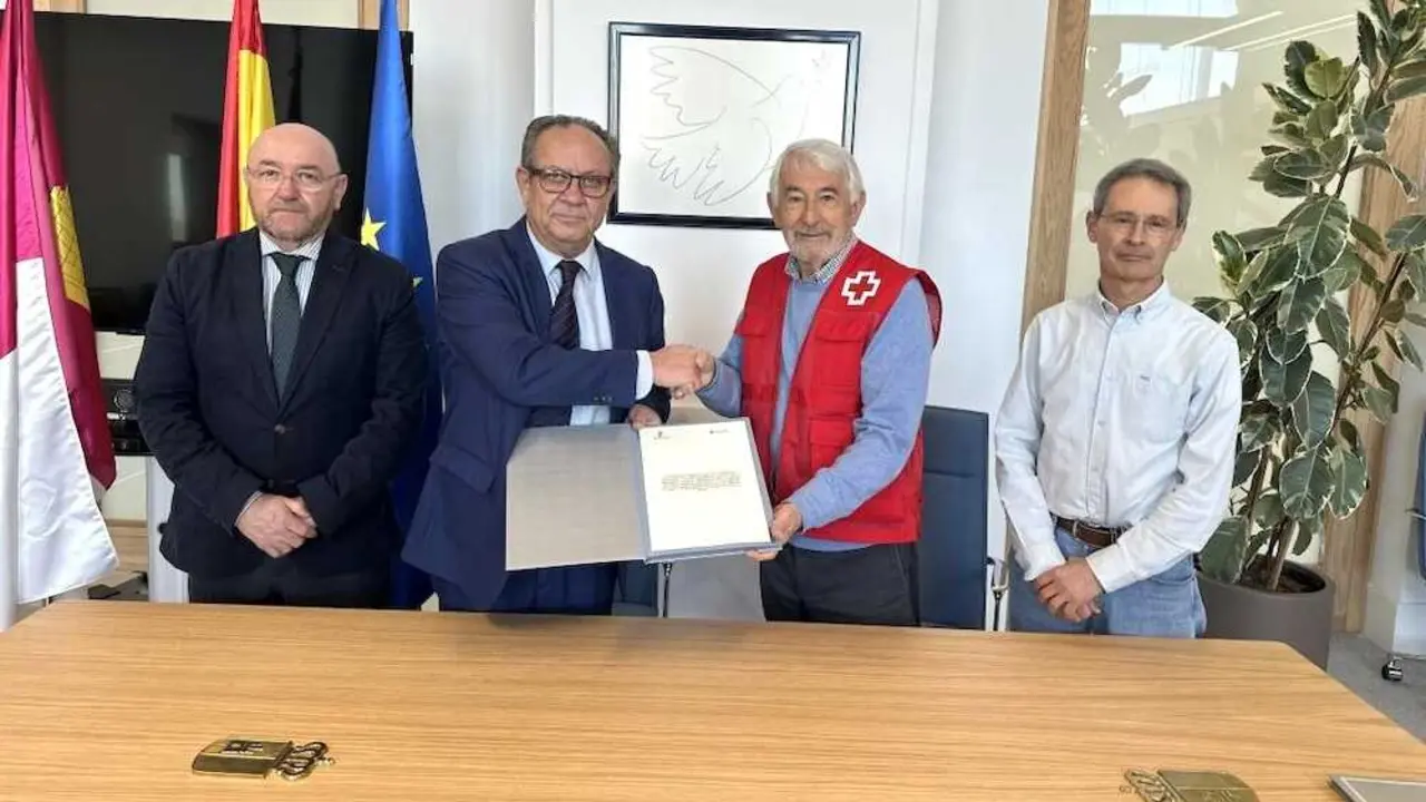 El Gobierno de Castilla-La Mancha y Cruz Roja refuerzan su colaboraci&oacute;n para actuar ante las emergencias