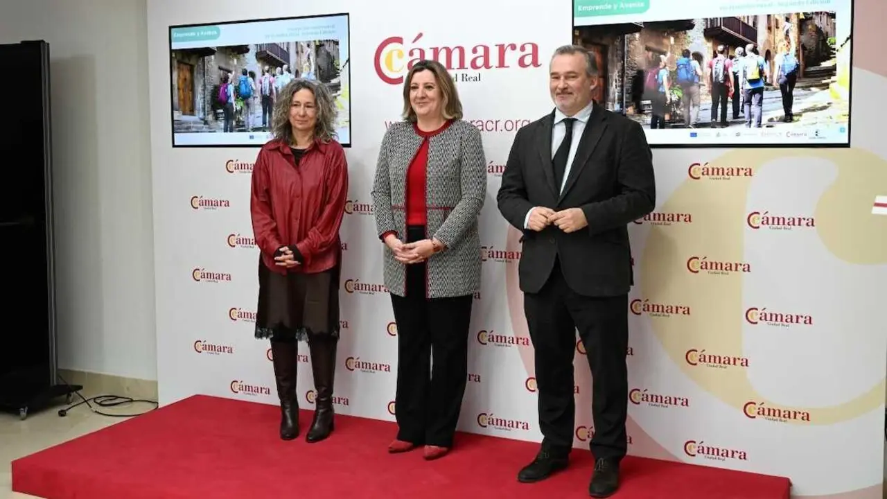 La consejera de Econom&iacute;a, Empresas y Empleo, Patricia Franco, ha participado, en la sede de la C&aacute;mara de Comercio de Ciudad Real, en la clausura del programa &lsquo;Emprende y Avanza&rsquo; de la Fundaci&oacute;n INCYDE.