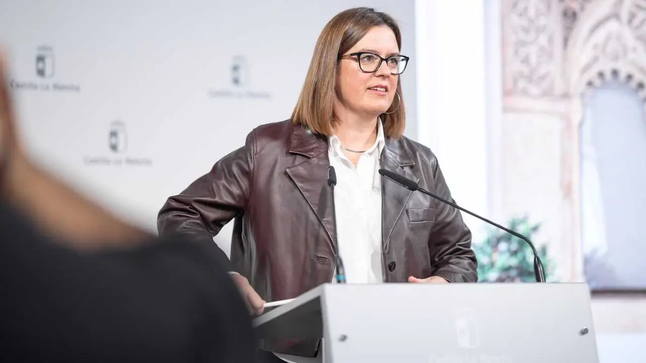 La consejera portavoz del Gobierno de Castilla-La Mancha, Esther Padilla, ha informado en rueda de prensa de los asuntos del Consejo de Gobierno