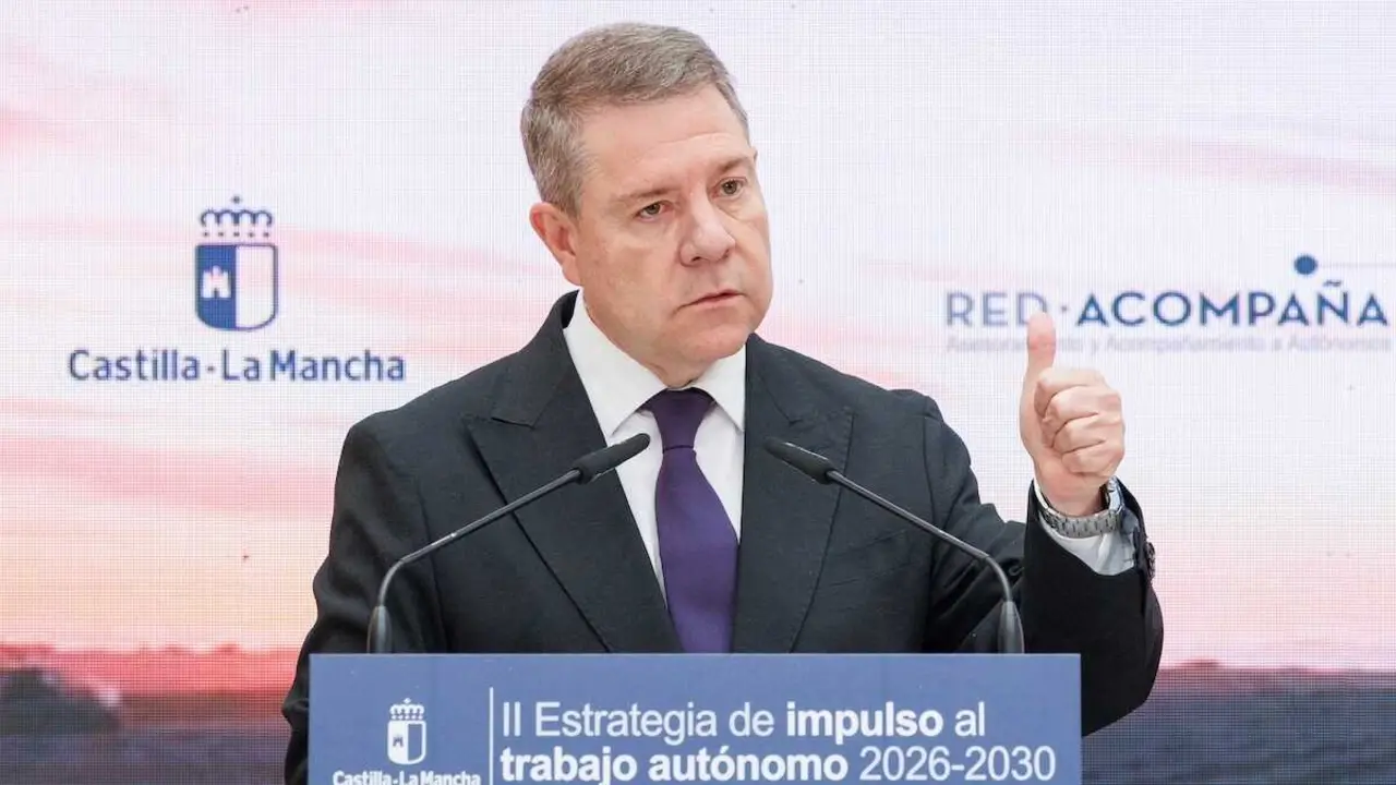 El presidente de Castilla-La Mancha, Emiliano Garc&iacute;a-Page, presenta la II Estrategia de Impulso al Trabajo Aut&oacute;nomo 2026-2030.